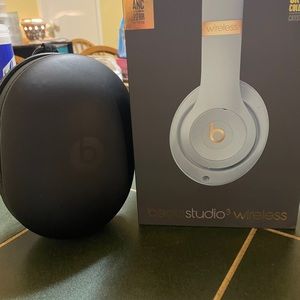 Dr.Dre studio 3 wireless beats